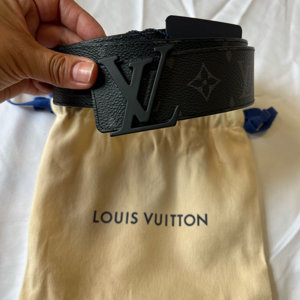 (SOLD)LV Initiales 40mm matte black belt